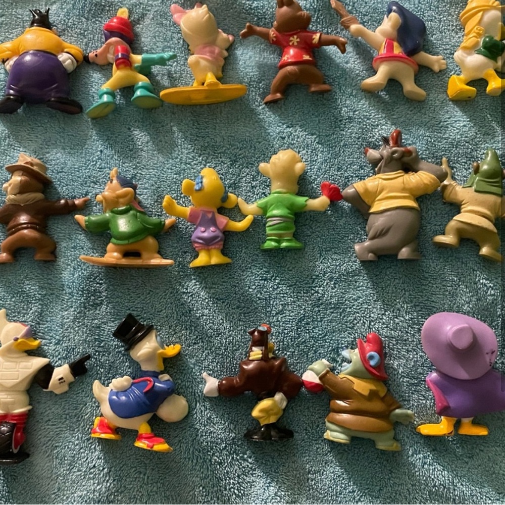 Figurine Sets - Picture 6 of 6